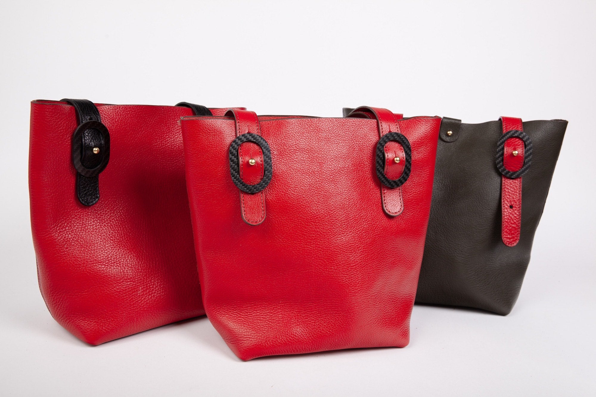 The Mini Dini Carbon Bucket Collection