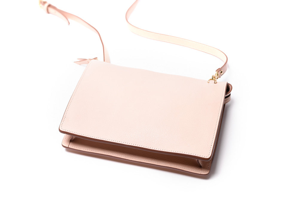 Front Leather View of The Tripp II Natural