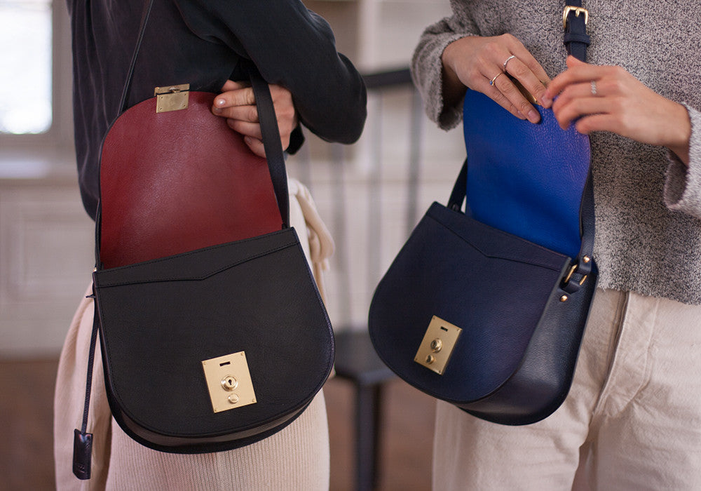 Arc Shoulder Bag Lifestyle