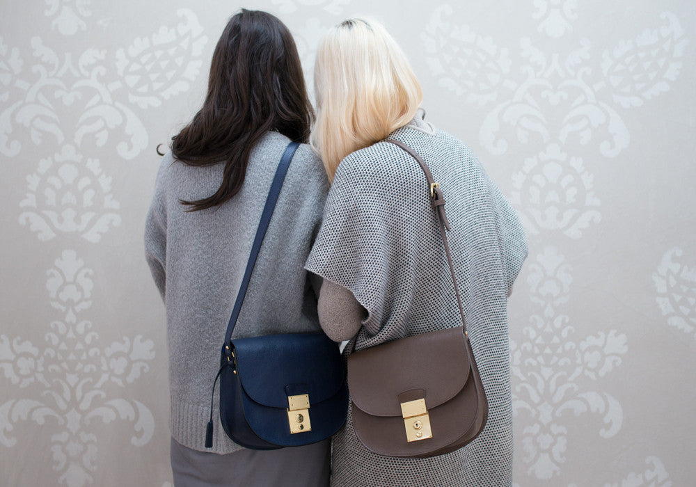 Arc Shoulder Bag Lifestyle