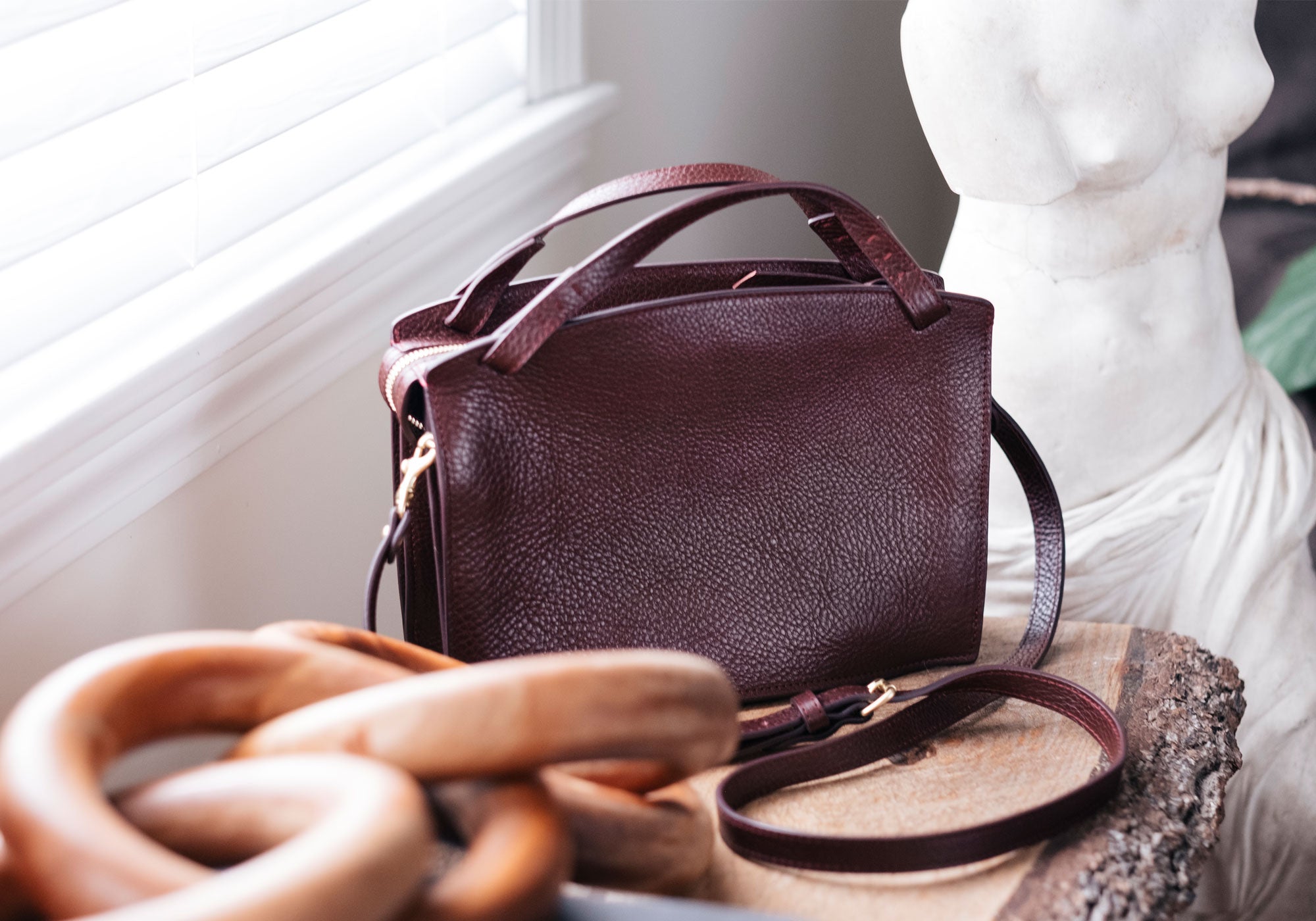 The Sol Handbag Lifestyle