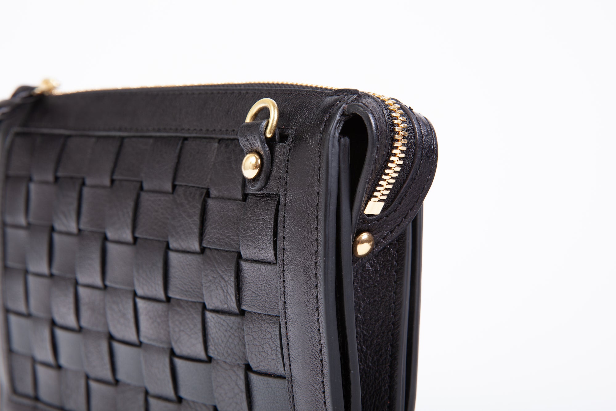 Side View of The Woven Tripp Black