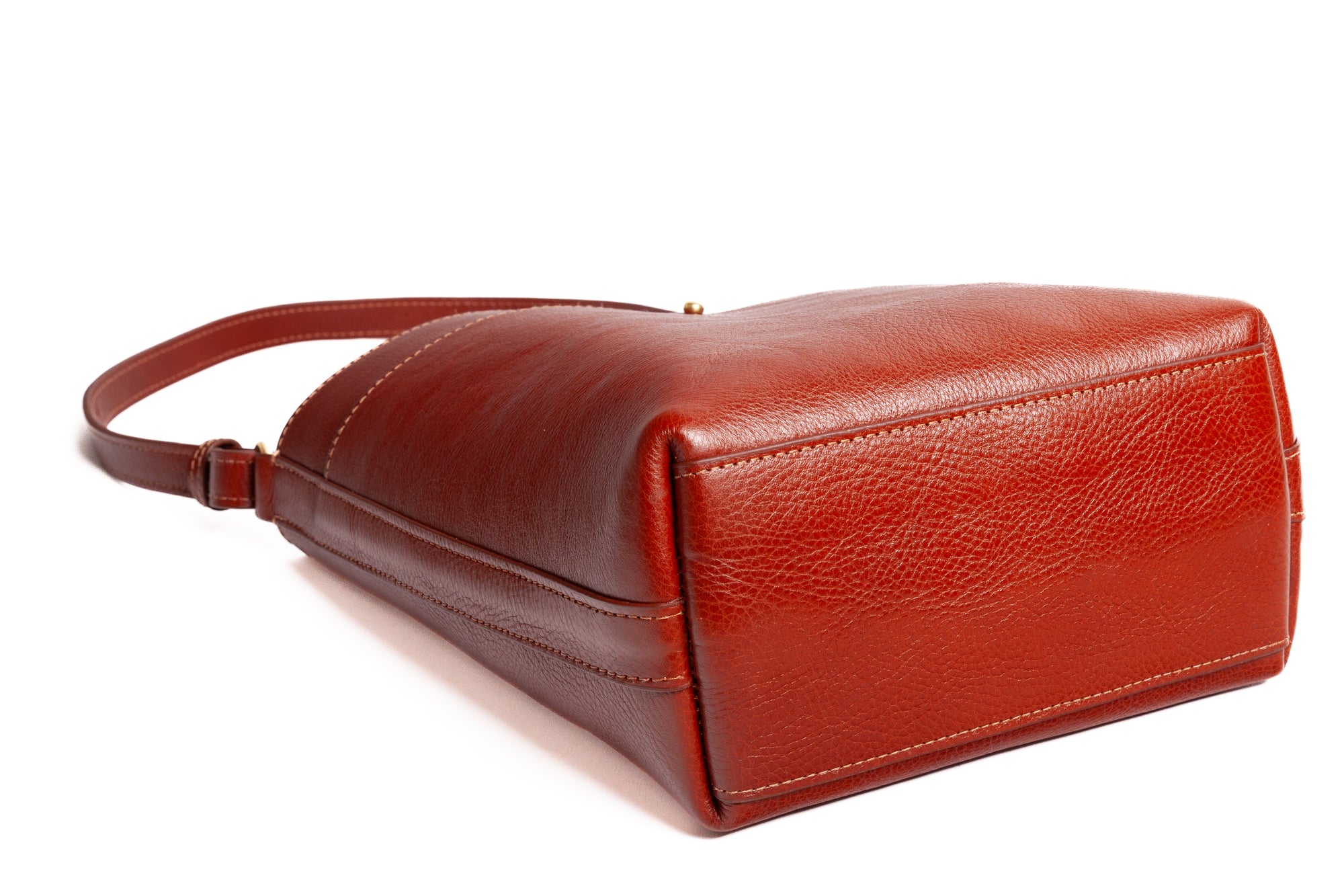 The Maude Bucket Bag Saddle Tan/Natural