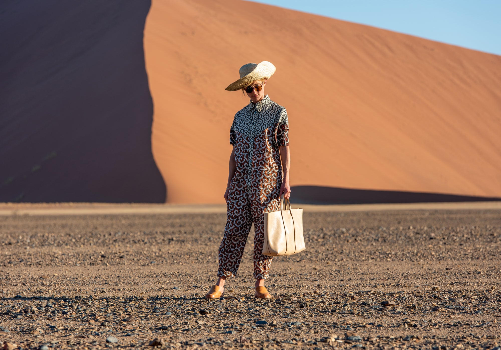 The Morris Leather Tote Lifestyle