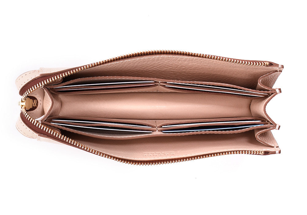 Inner Leather View of Tripp Wallet Natural
