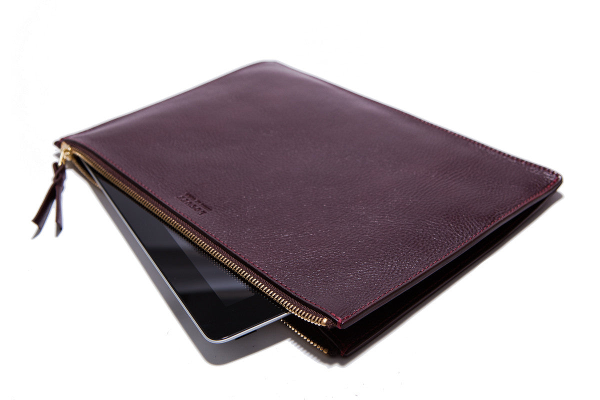 Front Leather View of No. 11 Pouch Cordovan