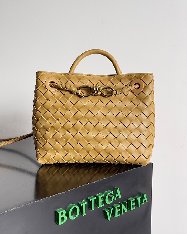 Small Andiamo diagonal cross bags