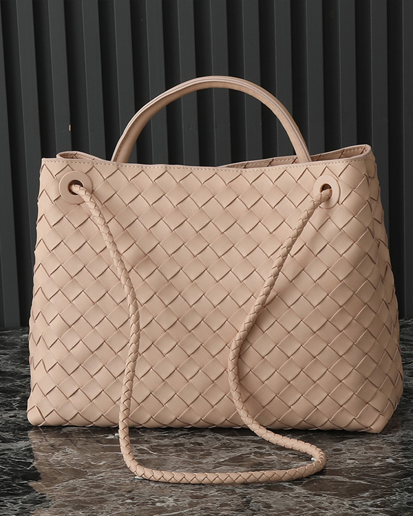 Medium Andiamo diagonal cross bags (Lotus pink)