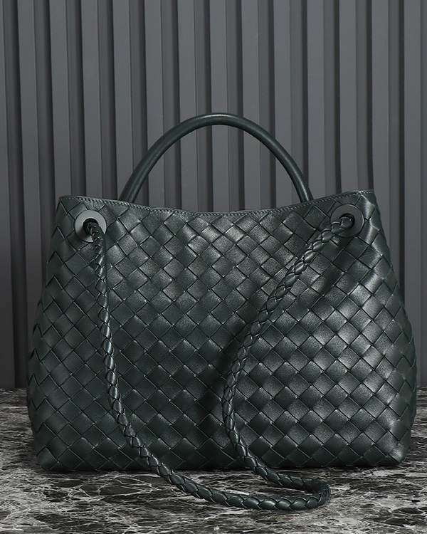 Medium Andiamo diagonal cross bags (Ink green)